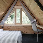Mount Apart Sport House
